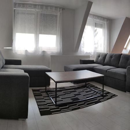 Ikon Apartman Hajduszoboszlo Exterior photo