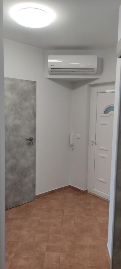 Ikon Apartman Hajduszoboszlo Exterior photo