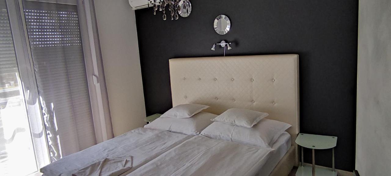 Ikon Apartman Hajduszoboszlo Exterior photo